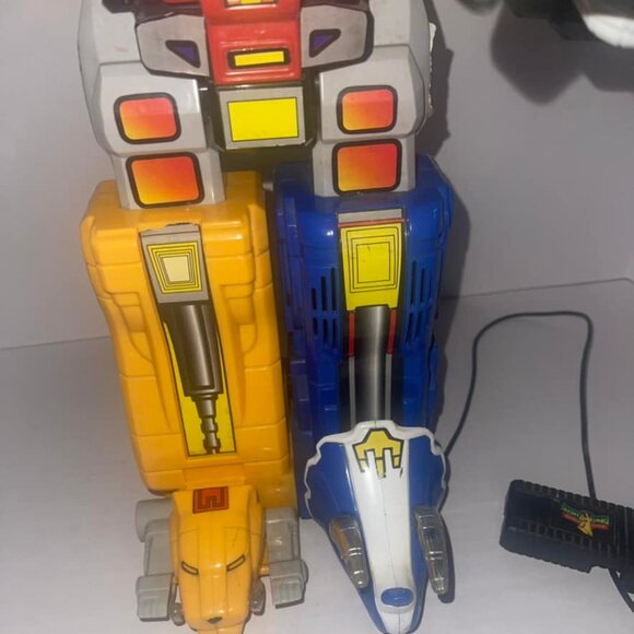 POWER RANGERS BANDAI DINO MEGAZORD 1993 WITH REMOTE CONTROL- non-working- 14" - Picture 5 of 8